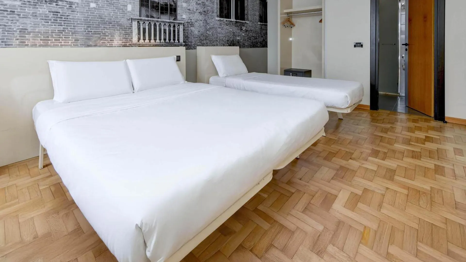 B&B Hotel Βερόνα