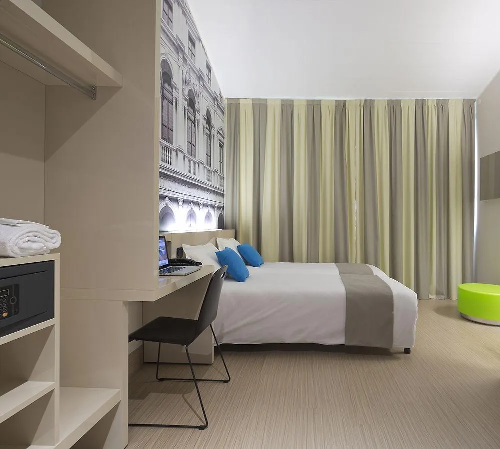 ***  B&B Hotel Verona Italy