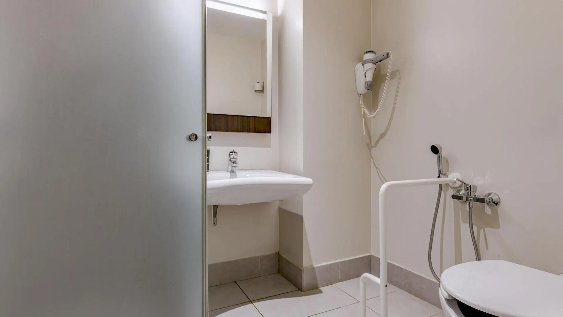 ***  B&B Hotel Verona Italy